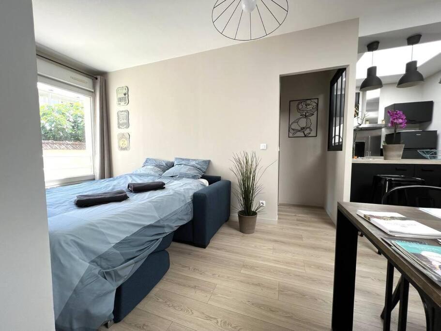 Manhattan, Appartement Calme Reims Exterior photo
